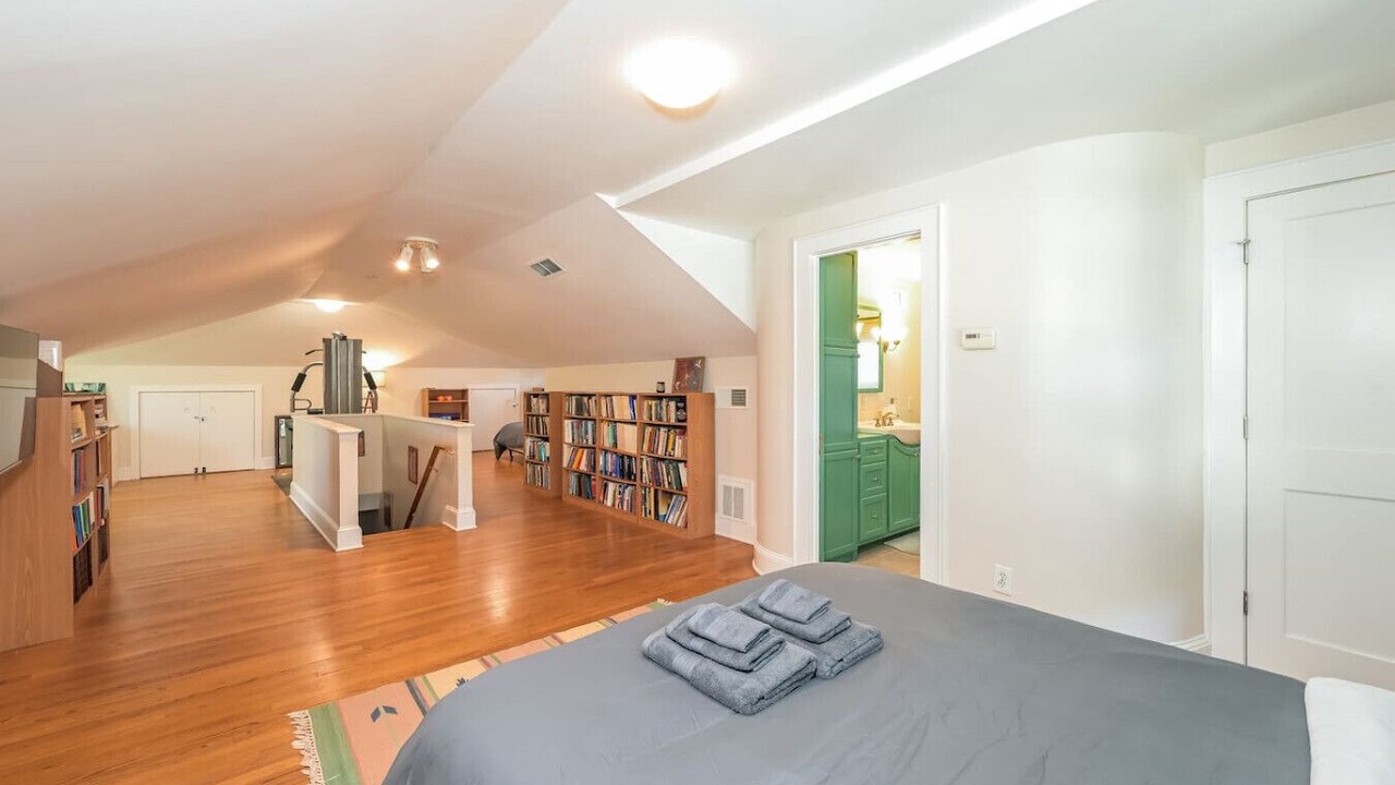 Photo of Bedroom in Candler Park