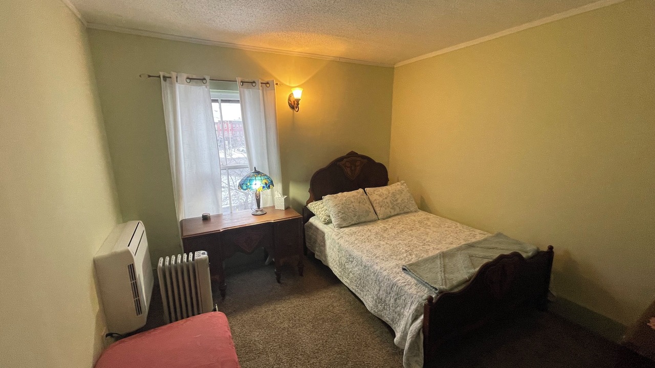 Photo of Bedroom in Seneca Falls