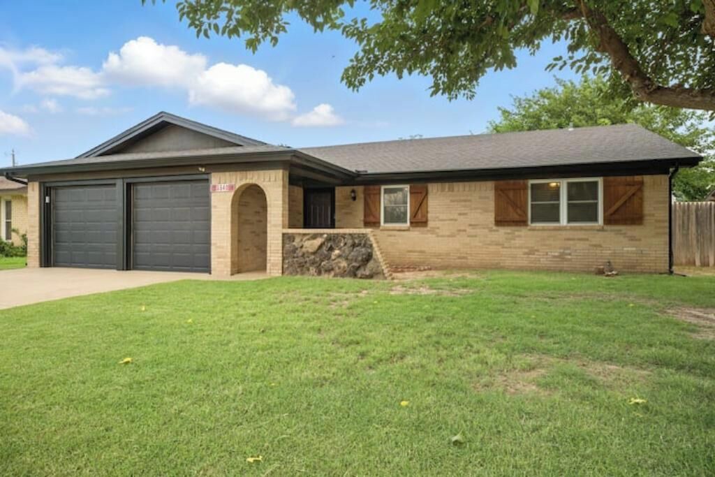 Photo of Outdoor in North by Northwest