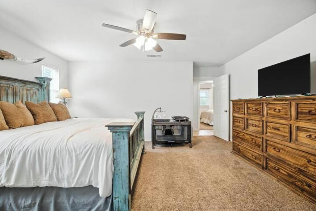 Photo of Bedroom in North by Northwest