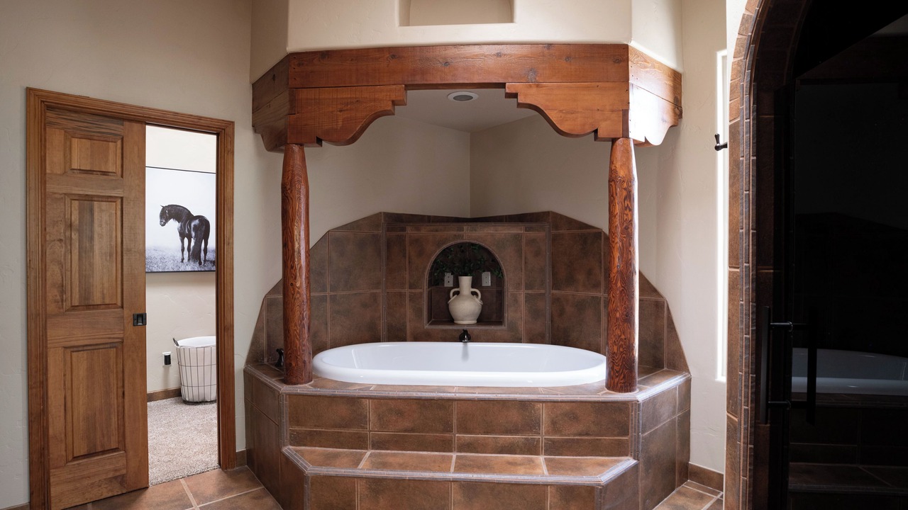 Photo of Bathroom in Alamogordo