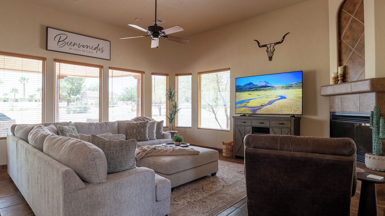 Photo of Livingroom in Alamogordo