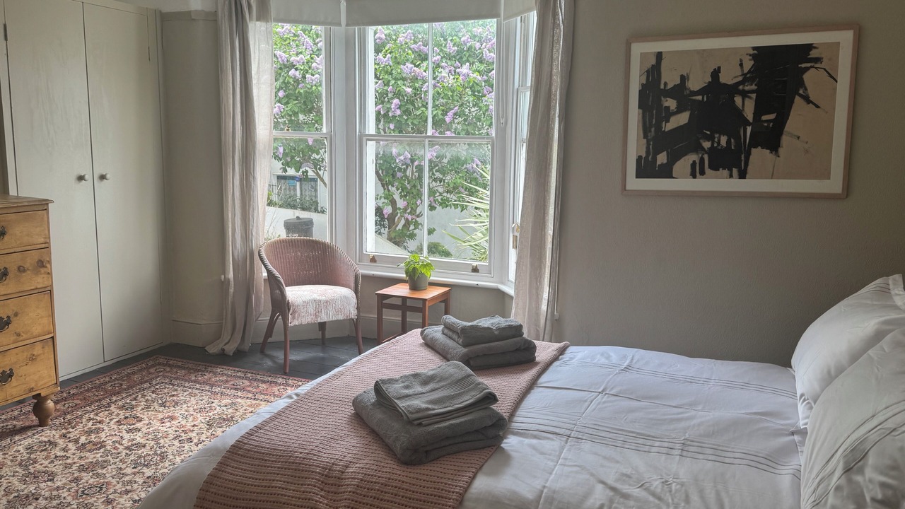 Photo of Bedroom in Old Town Hastings