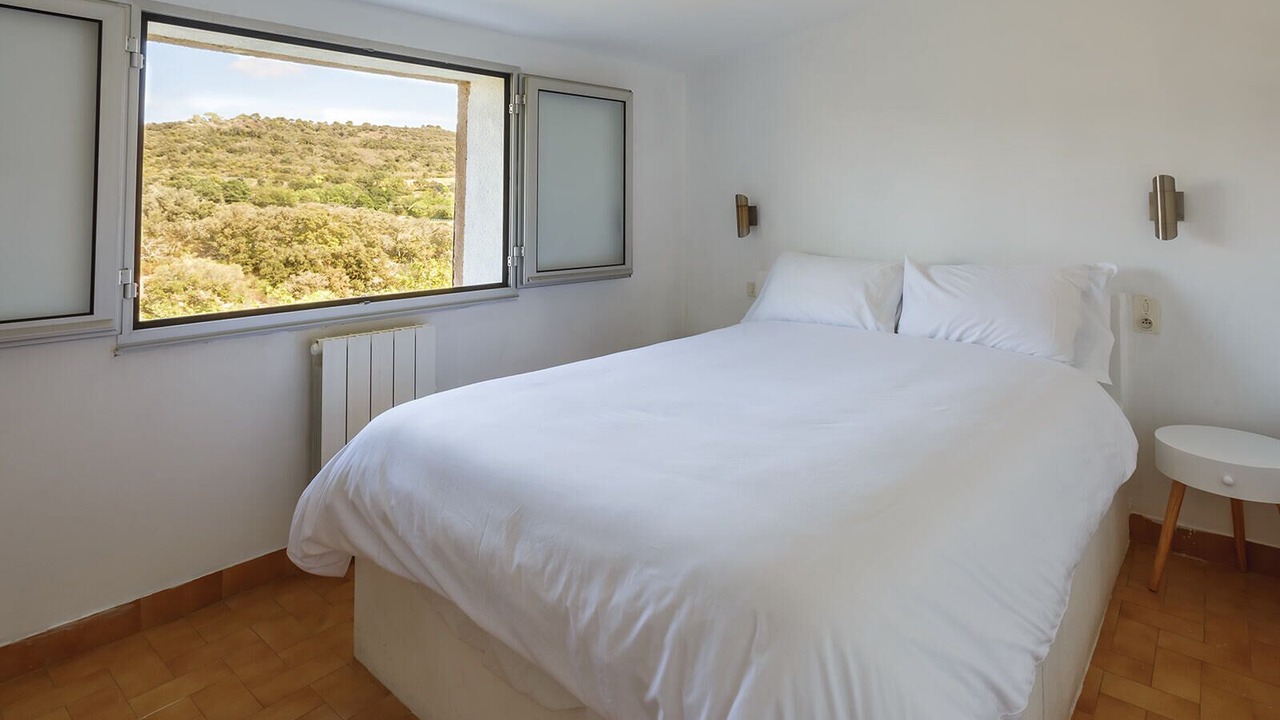 Photo of Bedroom in Gabian
