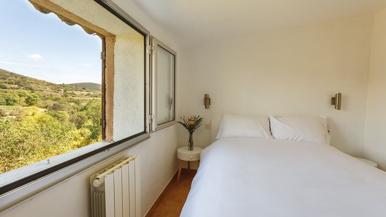 Photo of Bedroom in Gabian
