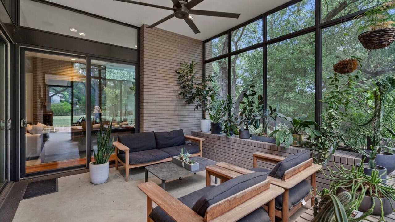 Photo of Patio Balcony in Zilker