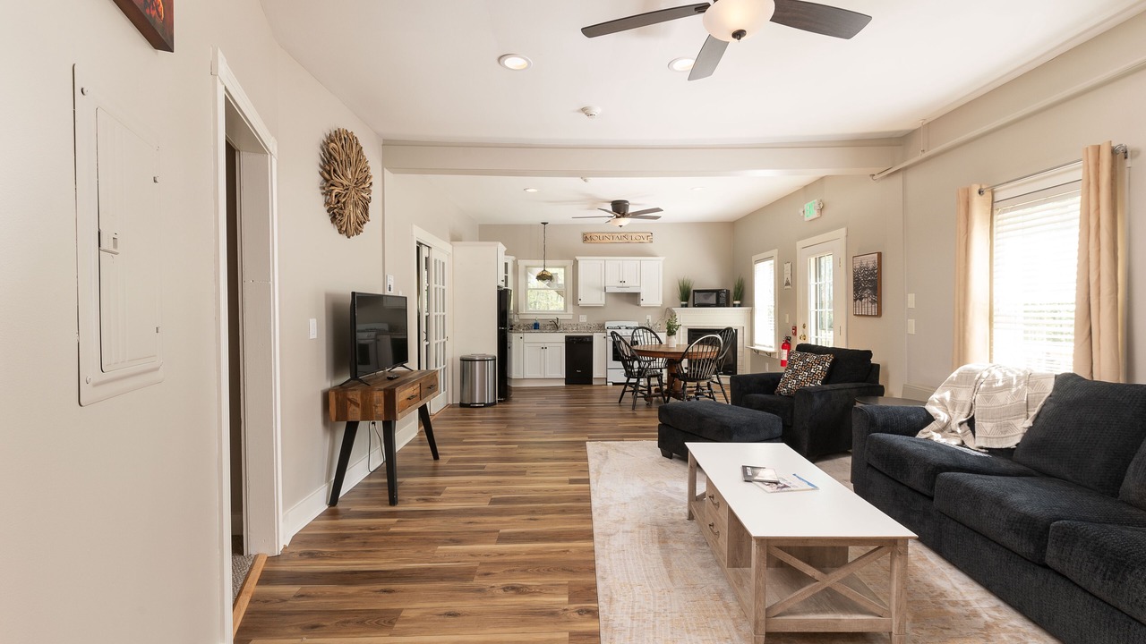 Photo of Livingroom in Intervale