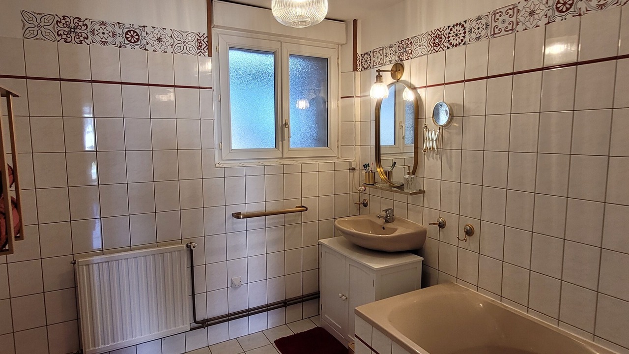 Photo of Bathroom in Corrobert