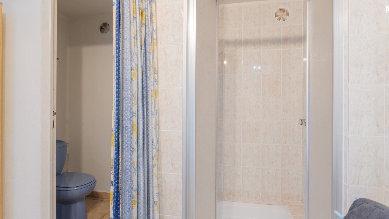 Photo of Bathroom in Camelas