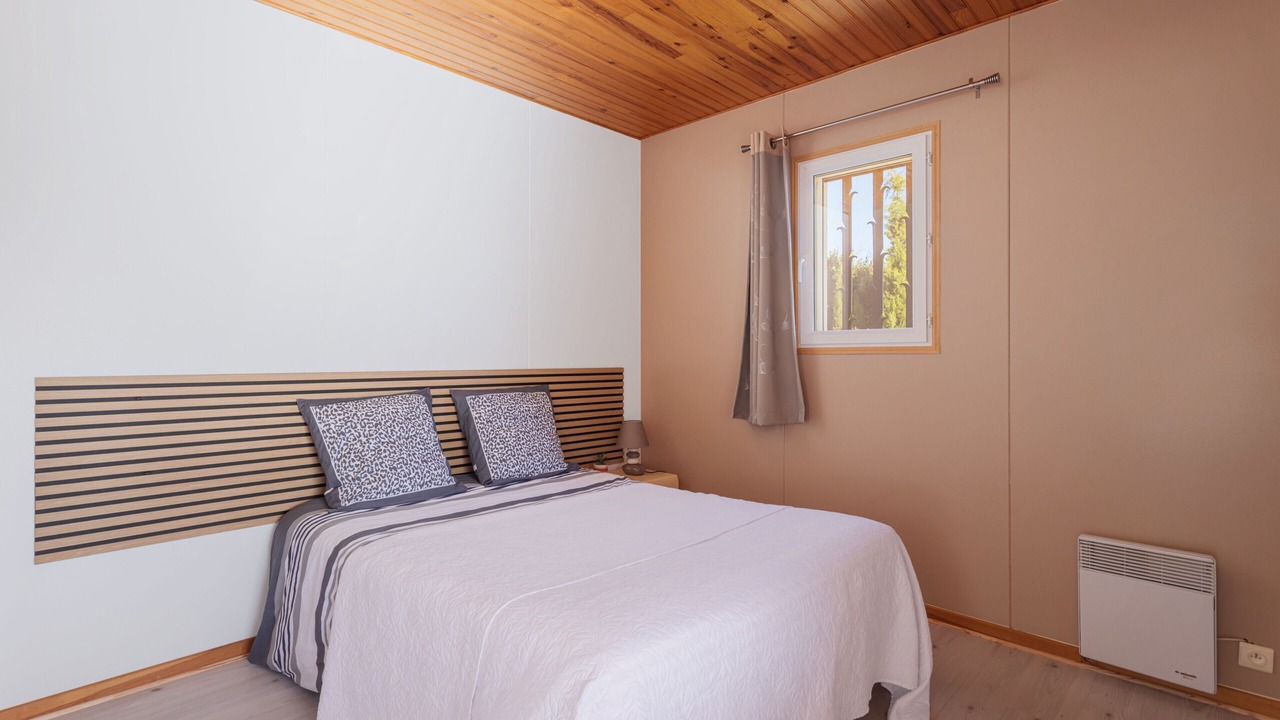 Photo of Bedroom in Camelas