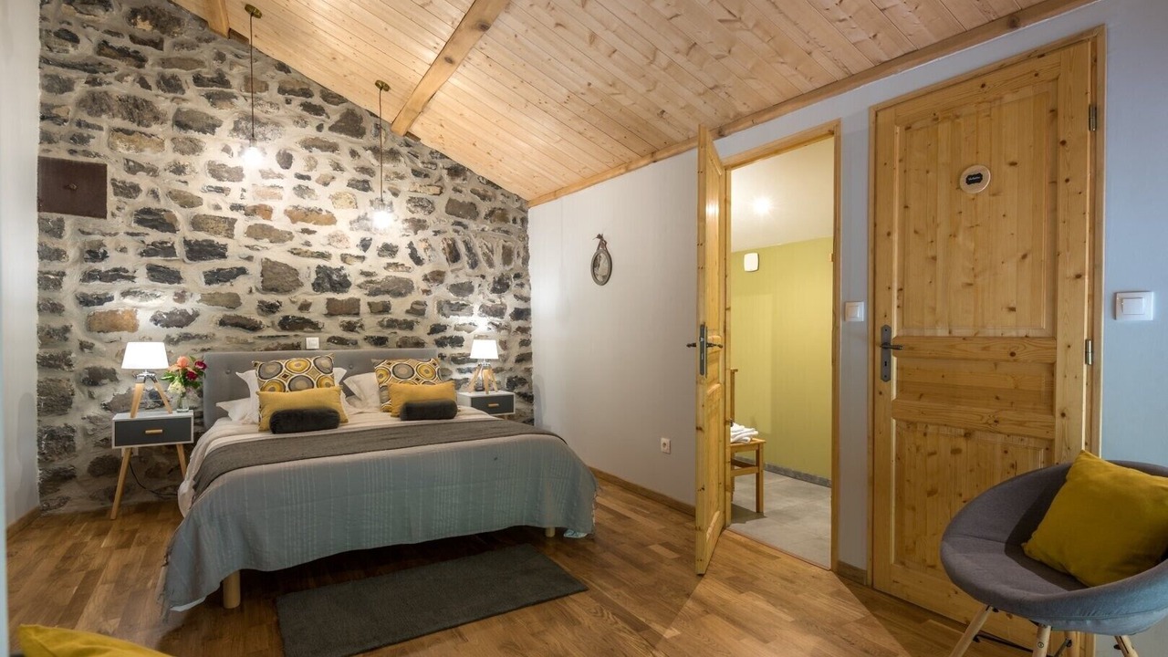 Photo of Bedroom in Saint-Pons