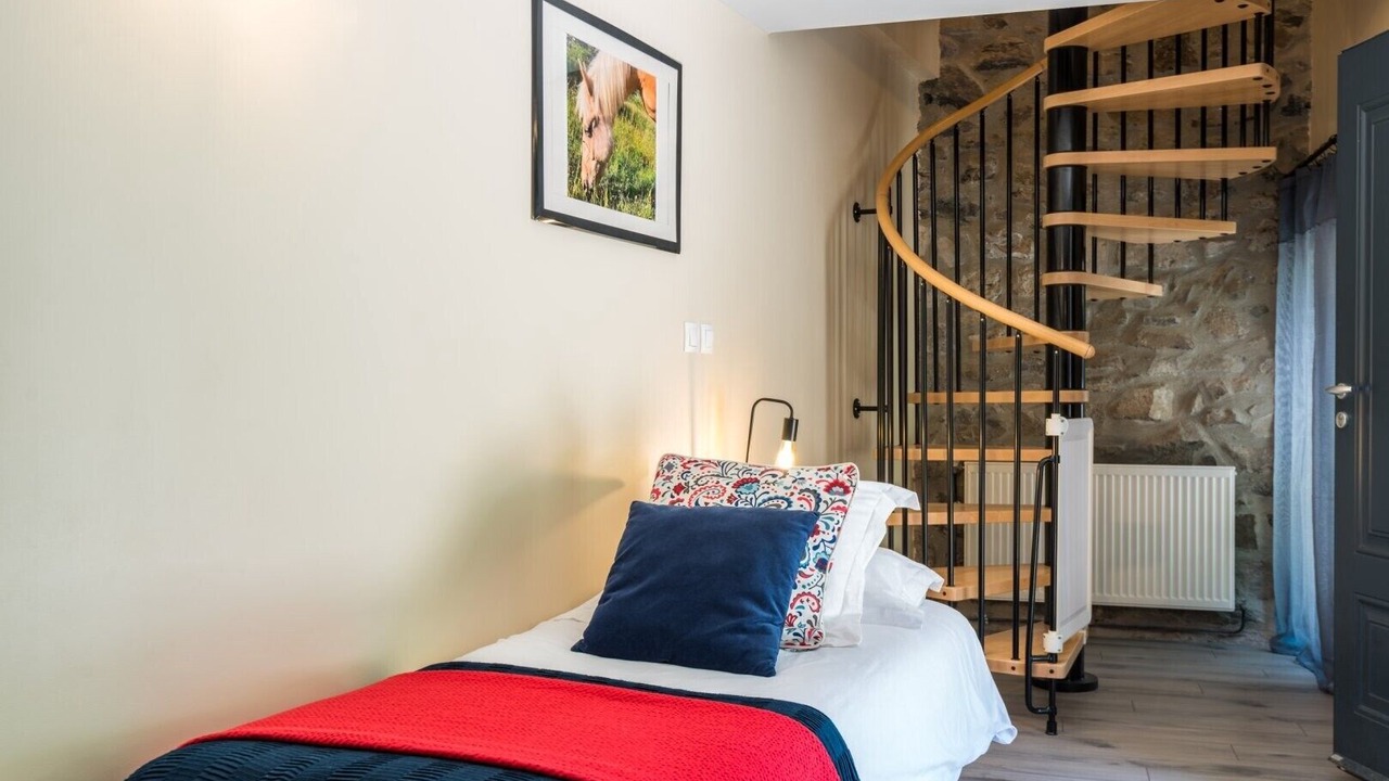 Photo of Bedroom in Saint-Pons