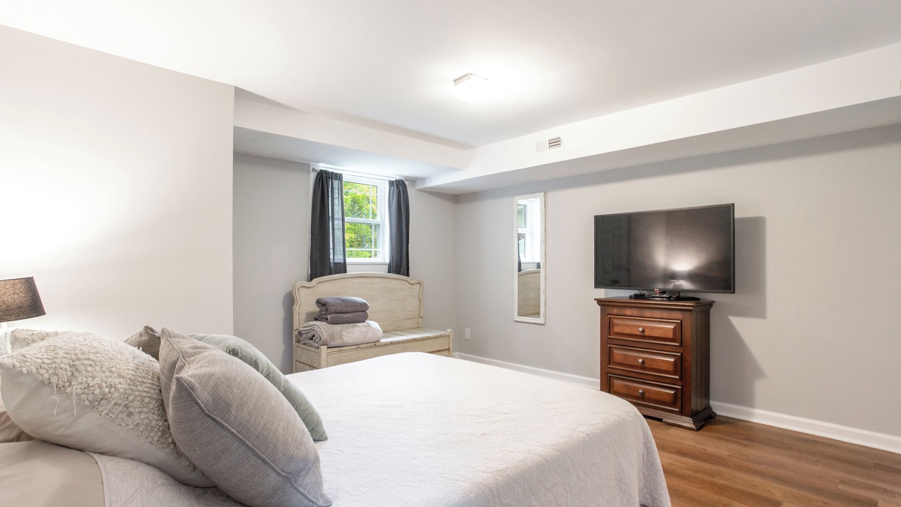 Photo of Bedroom in Graysville