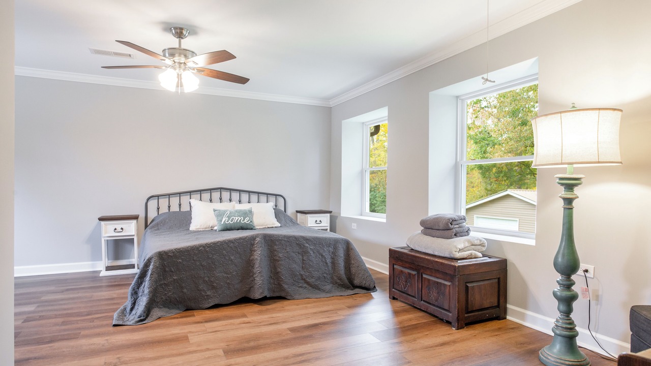 Photo of Bedroom in Graysville