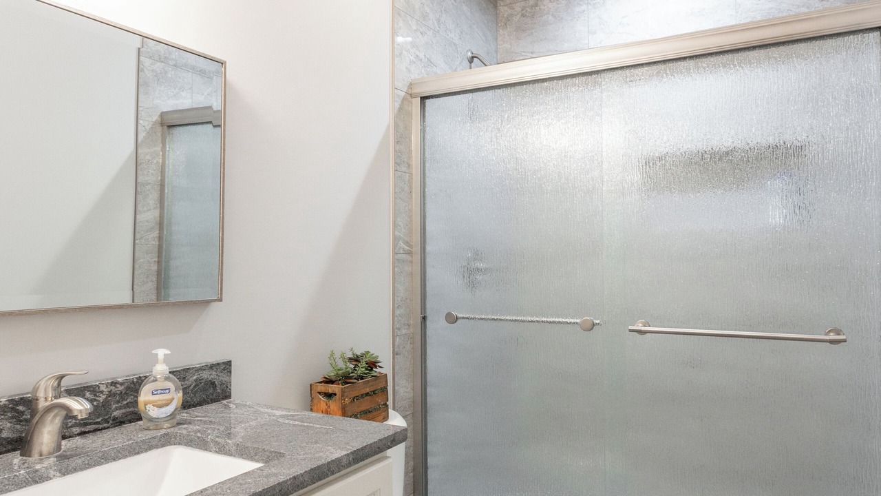 Photo of Bathroom in Graysville