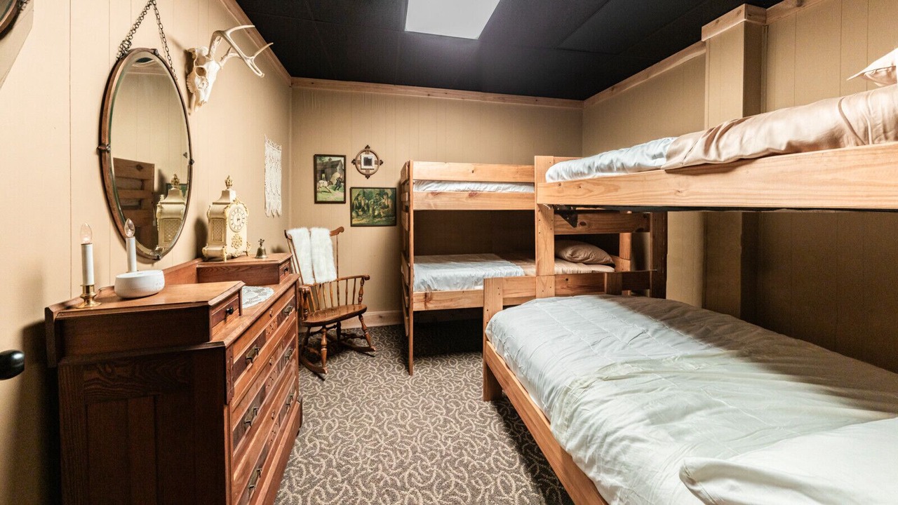 Photo of Bedroom in Ovid