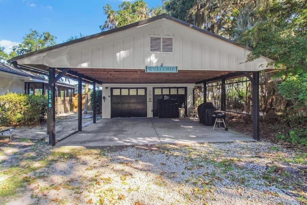 Photo of Outdoor in Townsend