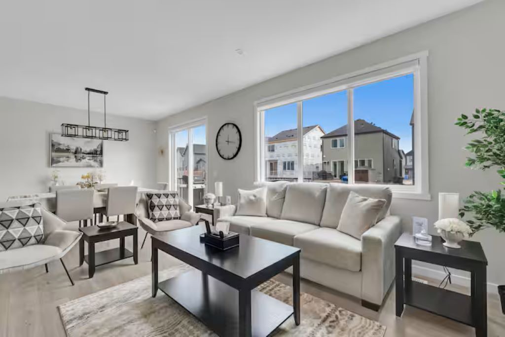 Photo of Livingroom in Southeast Calgary