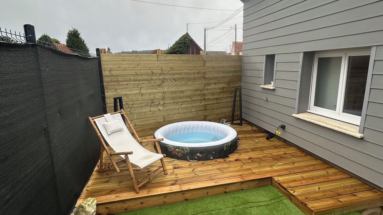 Photo of Outdoor in Cottenchy