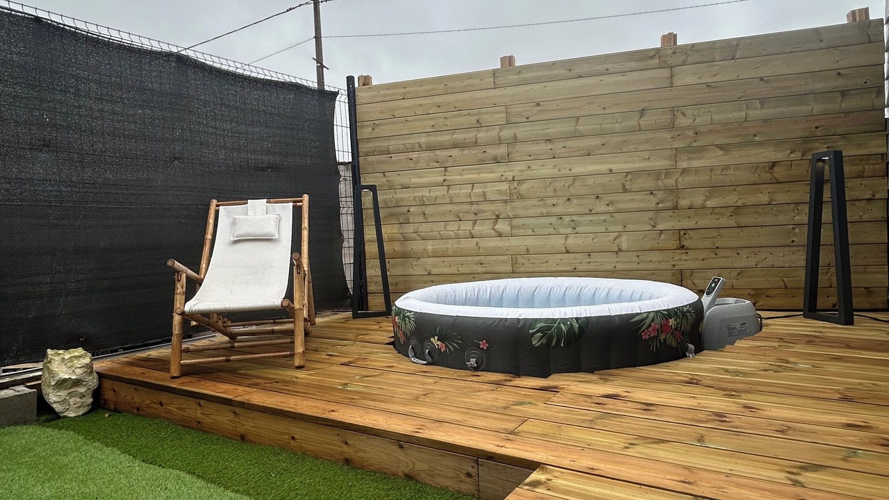 Photo of Outdoor in Cottenchy