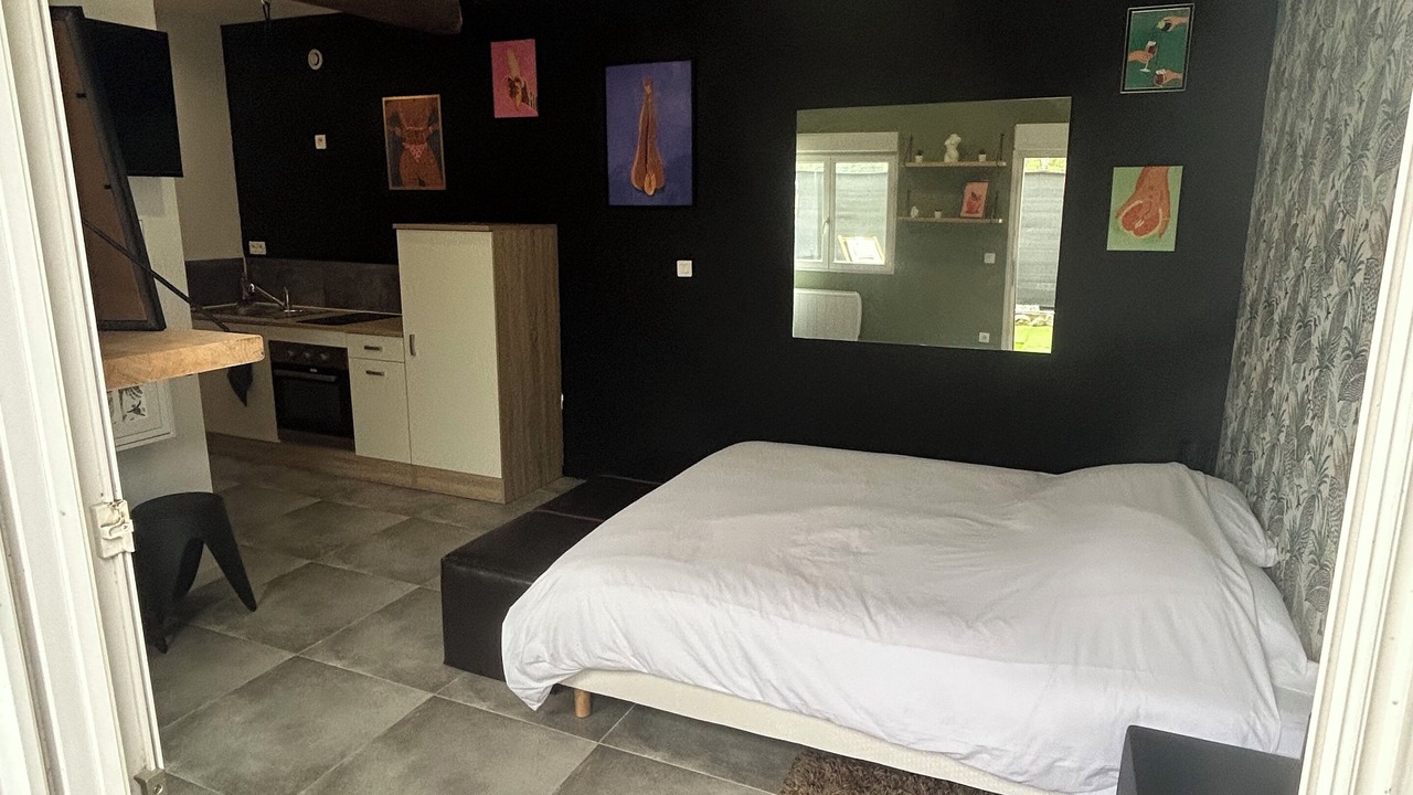 Photo of Bedroom in Cottenchy