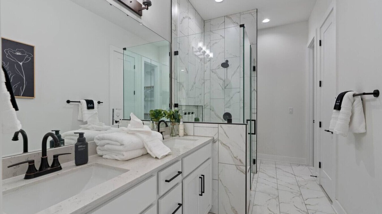 Photo of Bathroom in MLK