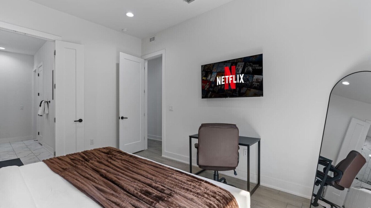 Photo of Bedroom in MLK