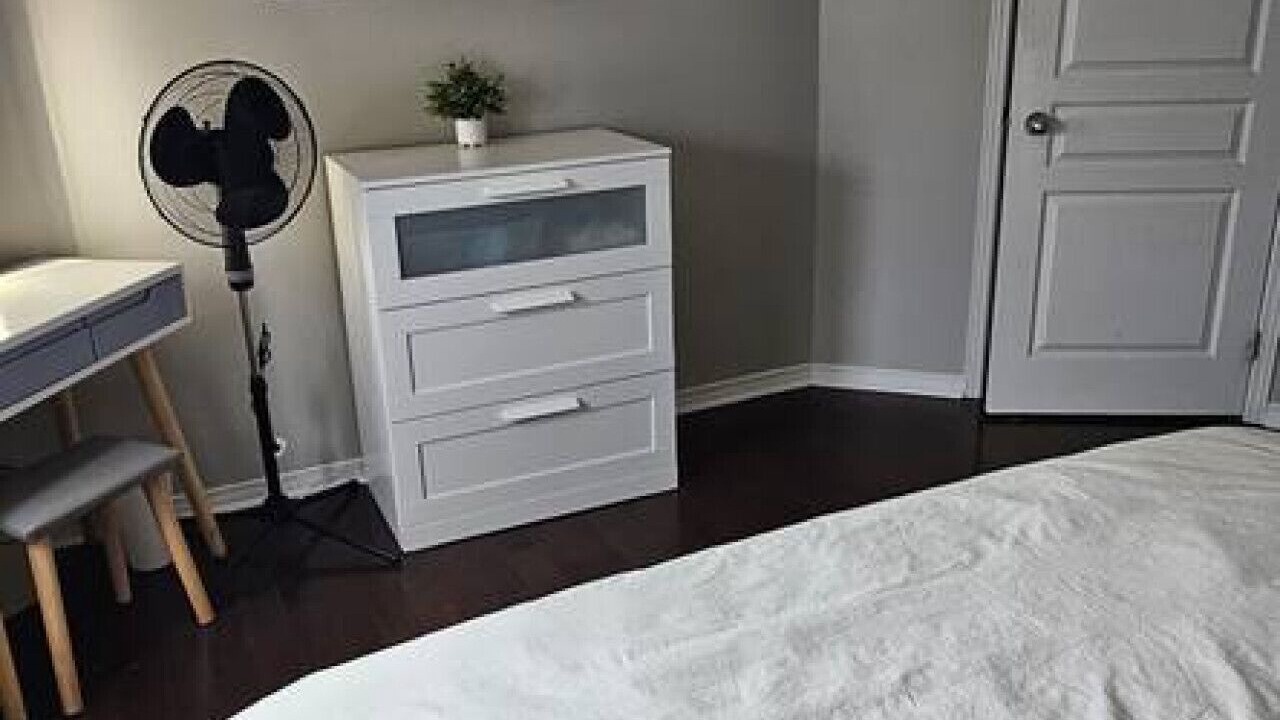 Photo of Bedroom in Aylmer