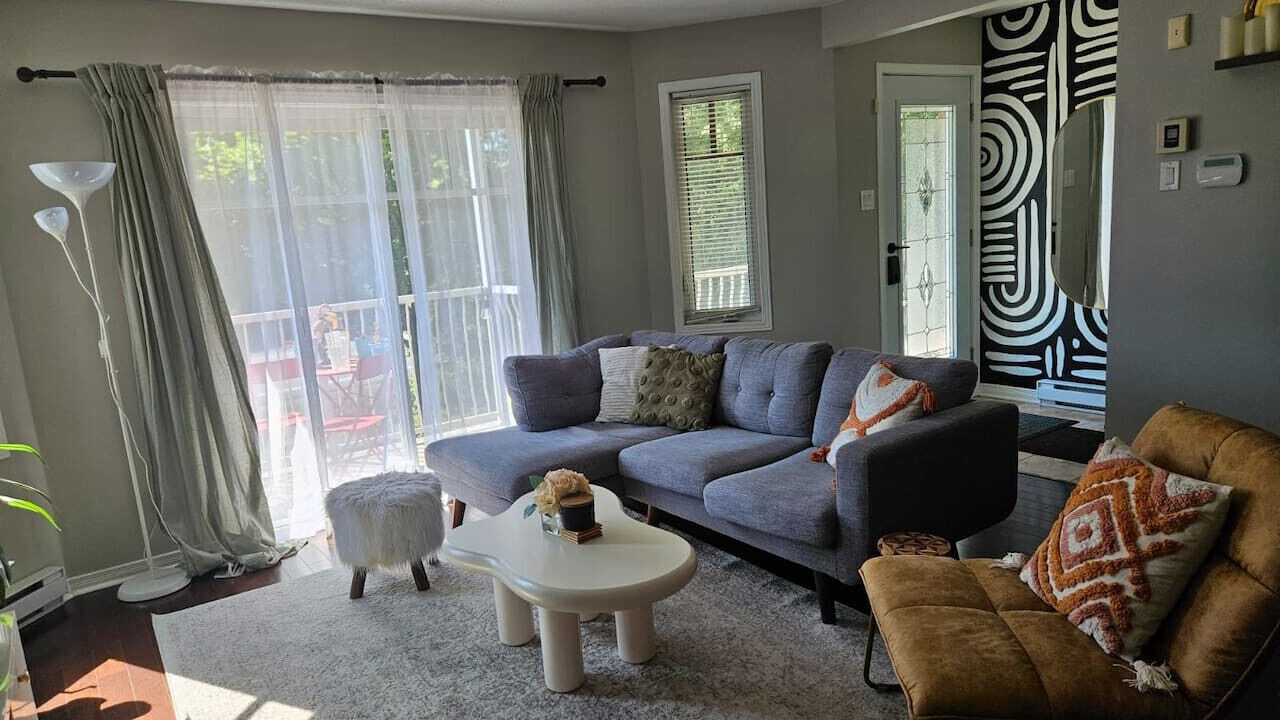 Photo of Livingroom in Aylmer