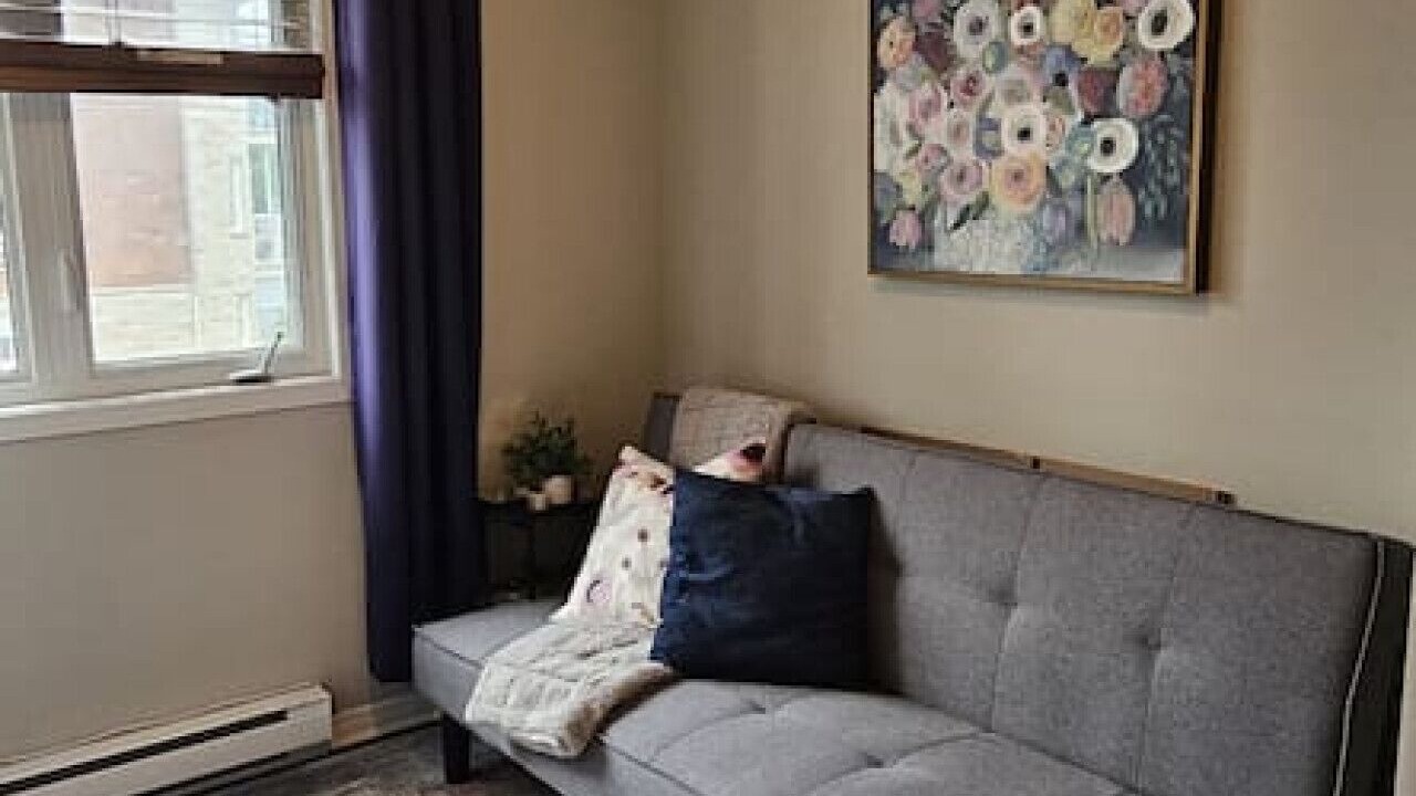 Photo of Livingroom in Aylmer