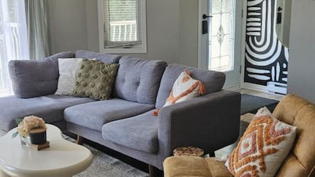 Photo of Livingroom in Aylmer