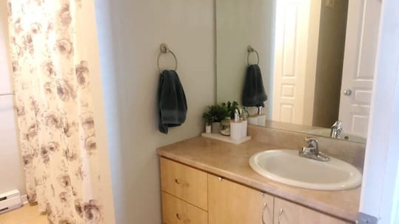 Photo of Bathroom in Aylmer