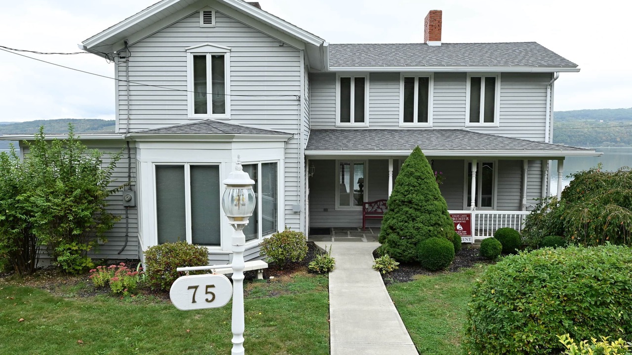 Photo of Outdoor in Town of Reading
