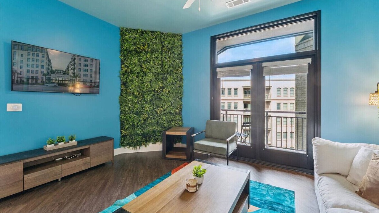 Photo of Livingroom in Yamacraw Village