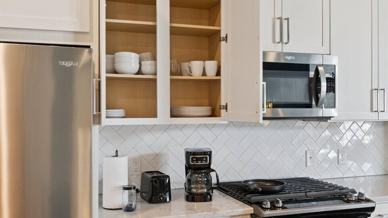 Photo of Kitchen in Yamacraw Village