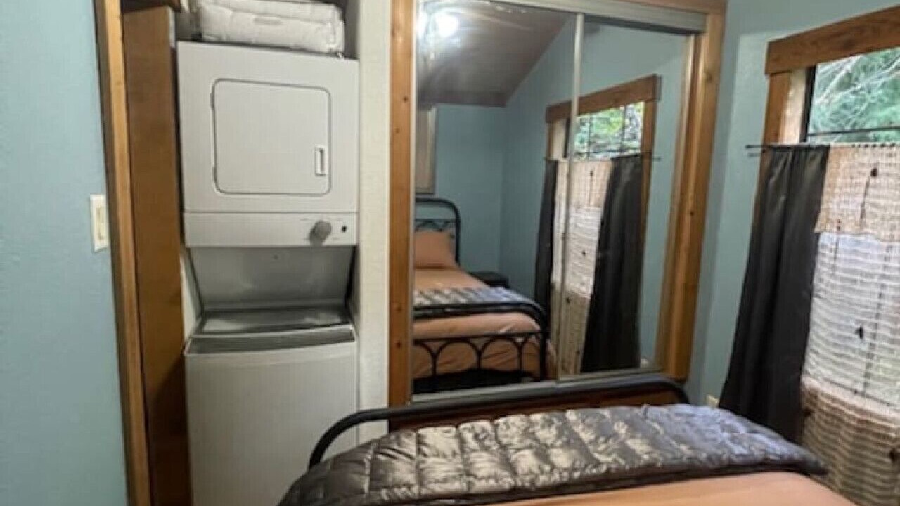 Photo of Bedroom in Marblemount