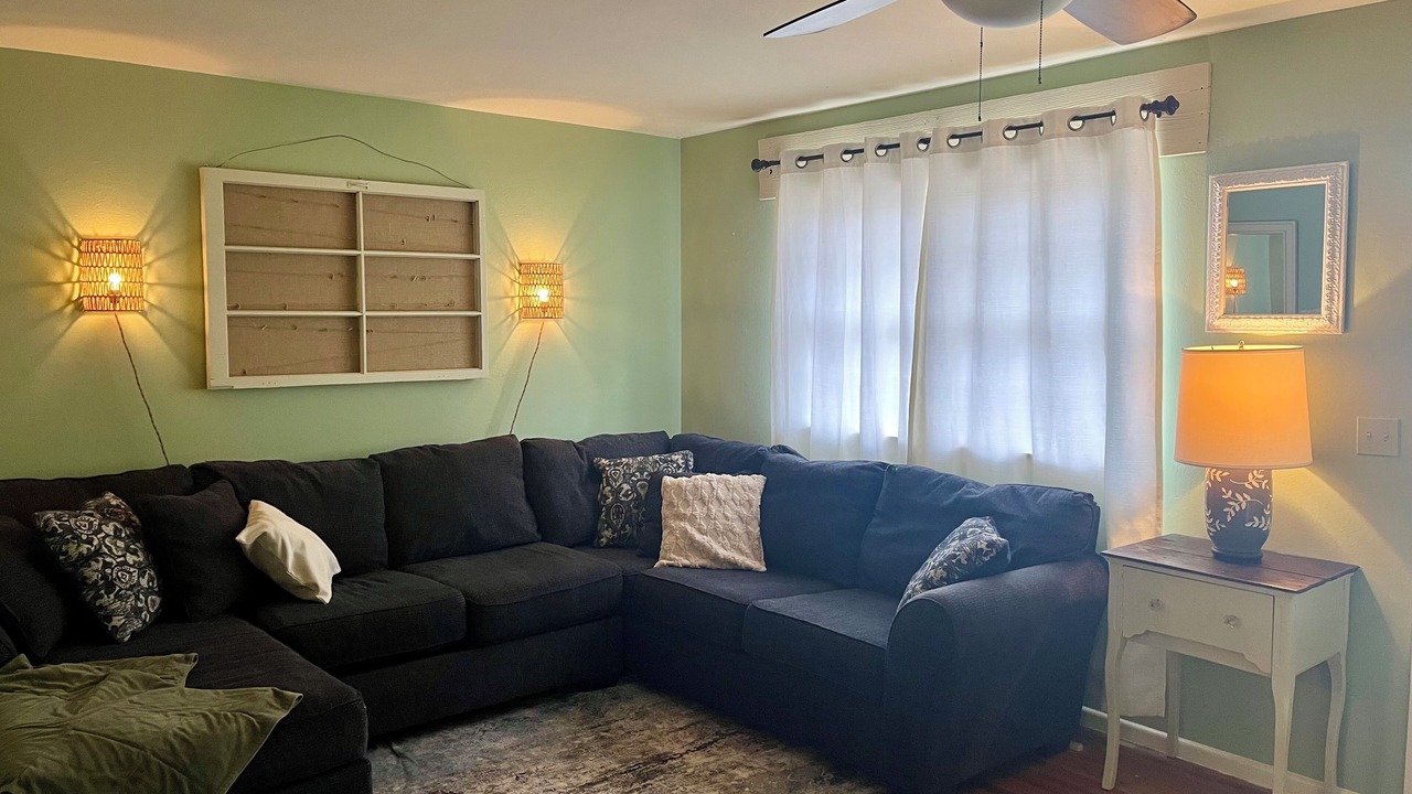 Photo of Livingroom in Seymour