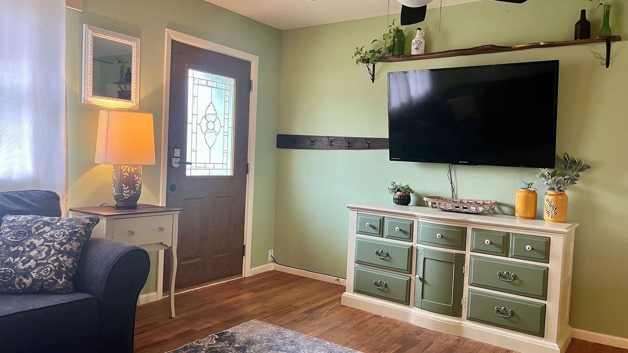 Photo of Livingroom in Seymour