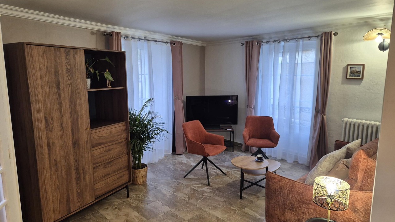 Photo of Livingroom in Fontainebleau