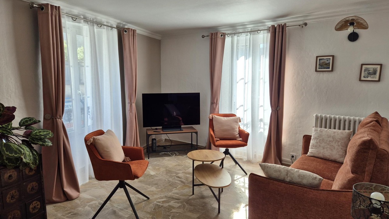 Photo of Livingroom in Fontainebleau