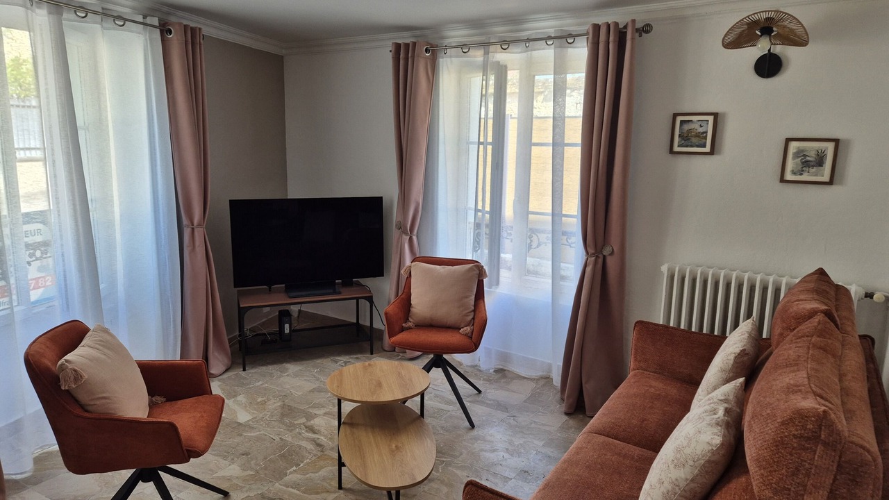 Photo of Livingroom in Fontainebleau