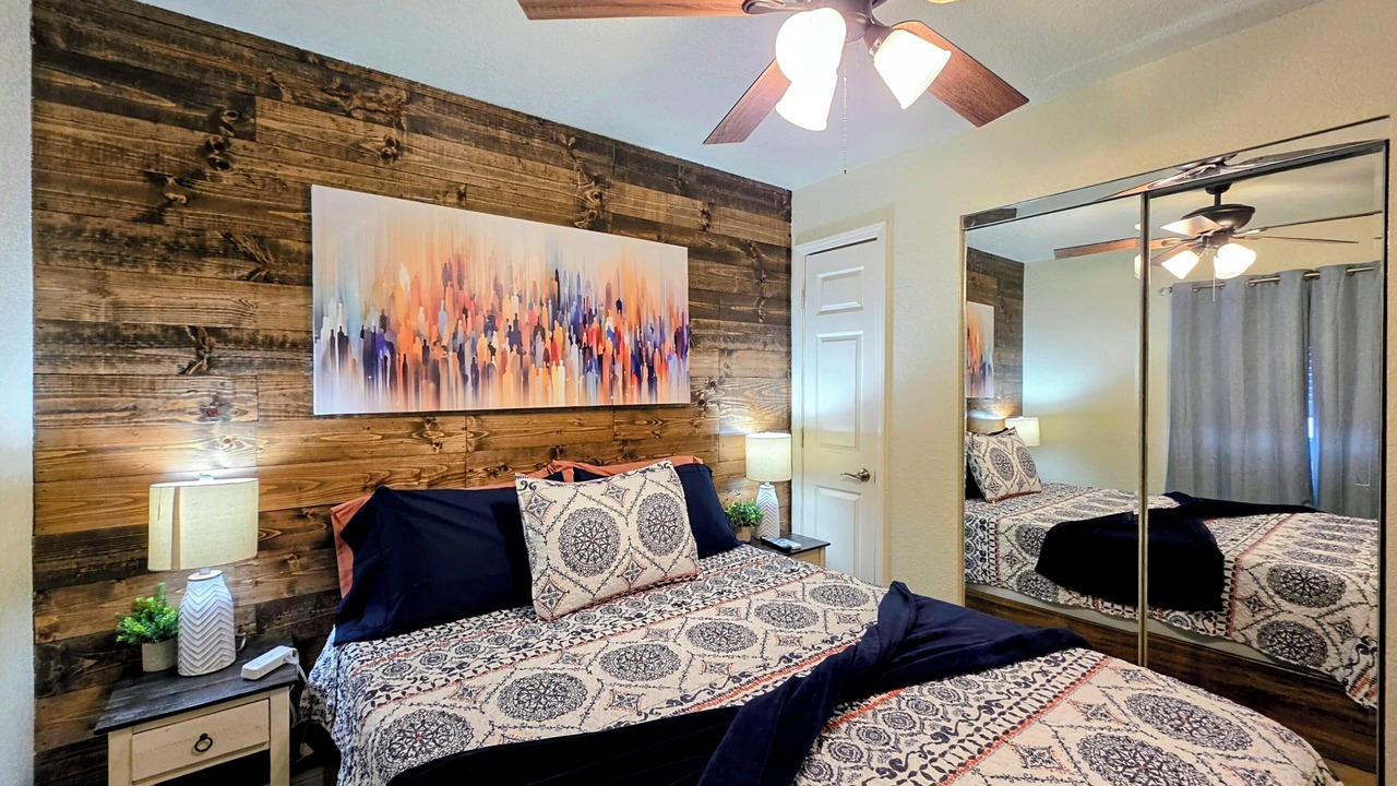 Photo of Bedroom in Mid America