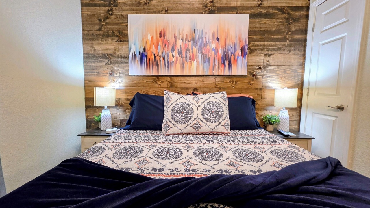 Photo of Bedroom in Mid America
