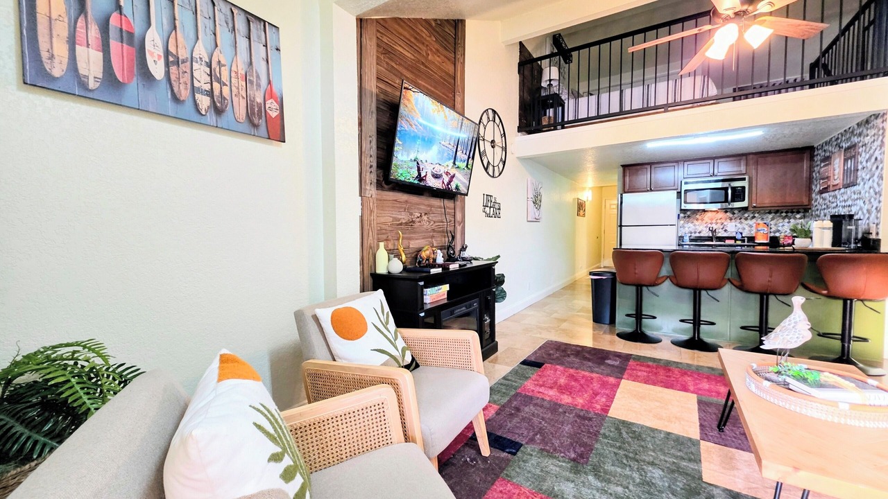 Photo of Livingroom in Mid America