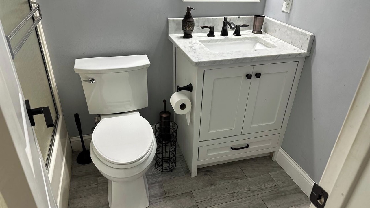 Photo of Bathroom in Lawrenceville