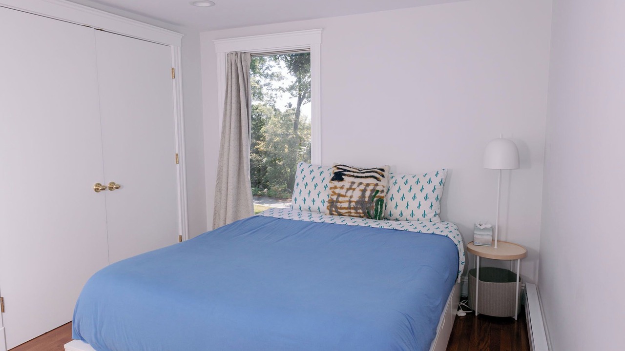 Photo of Bedroom in Beverly