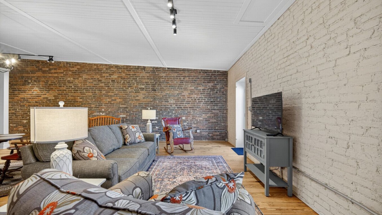 Photo of Livingroom in Fayetteville