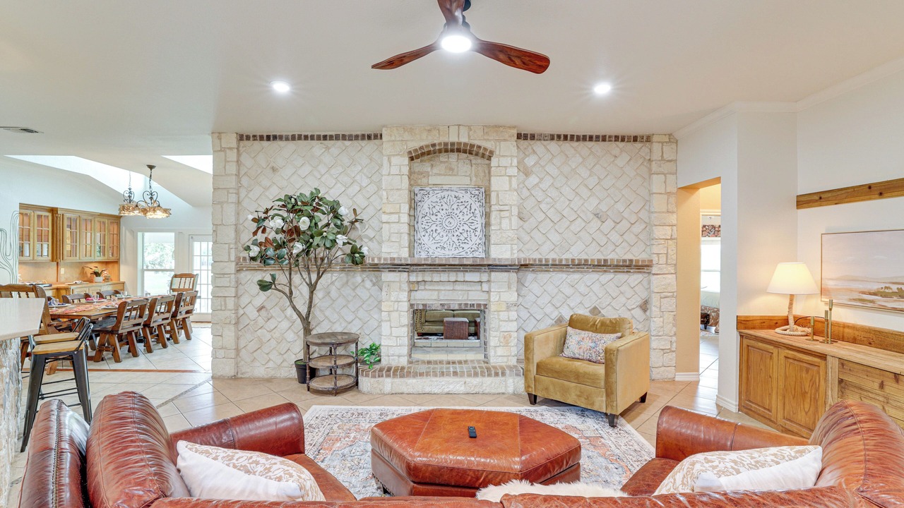 Photo of Livingroom in Crowley