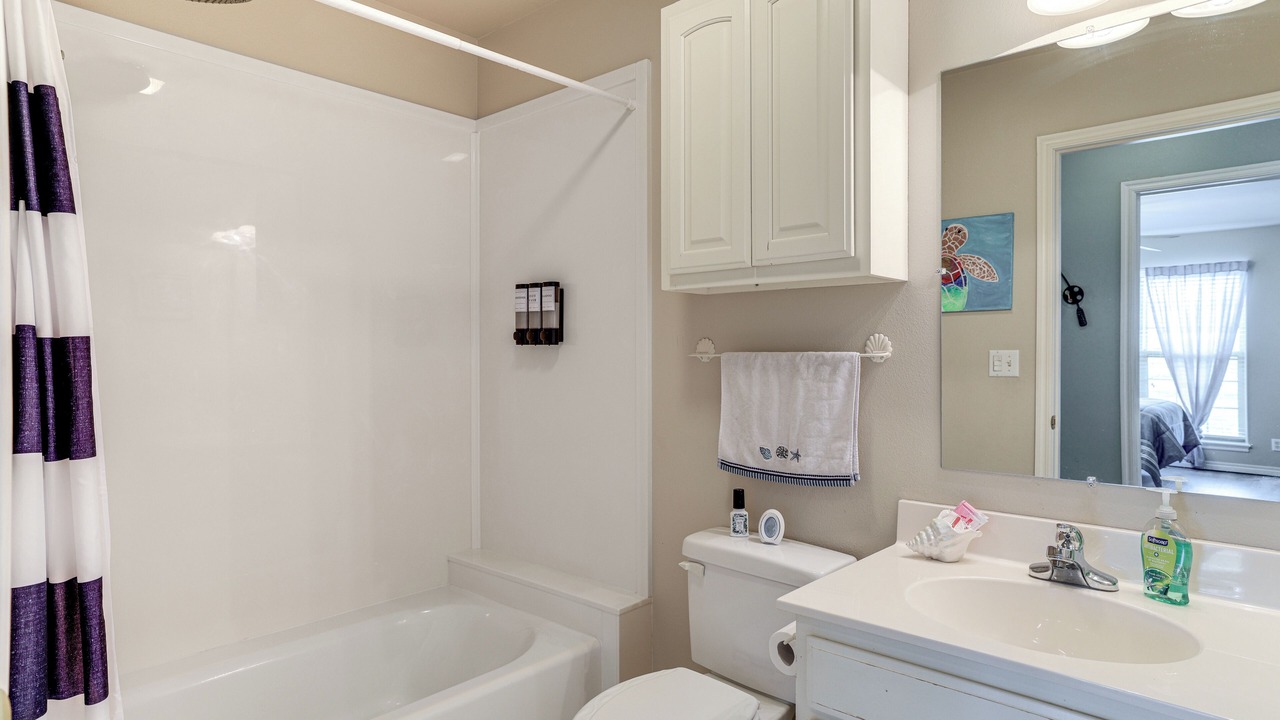 Photo of Bathroom in Grove