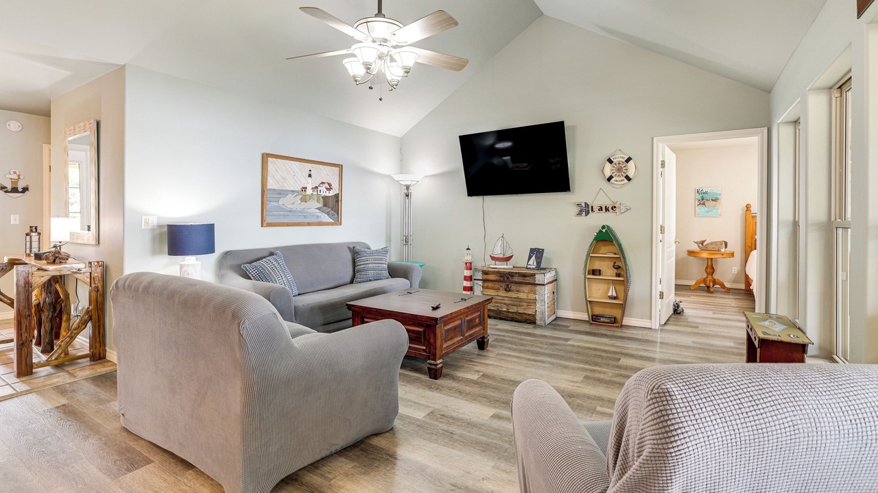 Photo of Livingroom in Grove